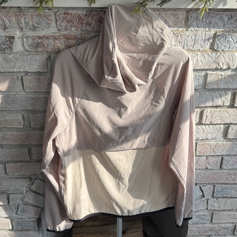 Men's Lightweight Beige Hooded Jacket - Picture 4 of 4